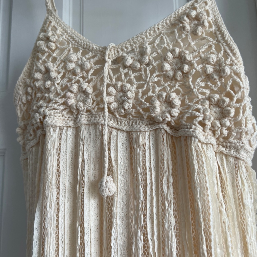 Dress - Picture 3 of 3